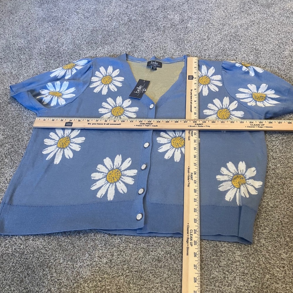Belle by Belldini Women 3X Blue Daisy Floral Puff Short Sleeve Cardigan Sweater - Picture 10 of 10